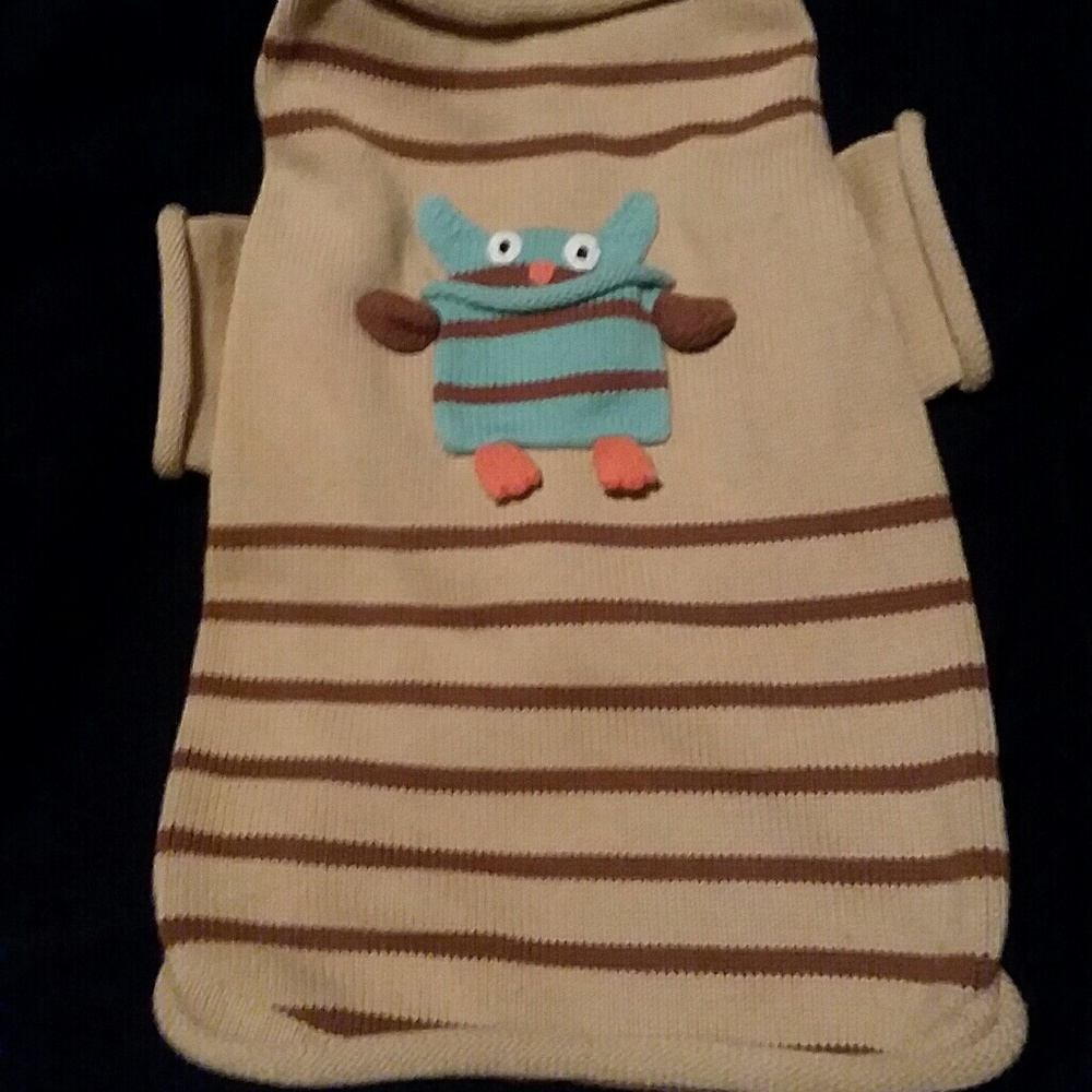 Oscar Newman brand new without tags DOG SWEATER